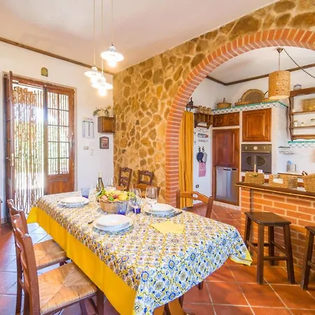 Stunning In With Outdoor Swimming Pool Holiday home *